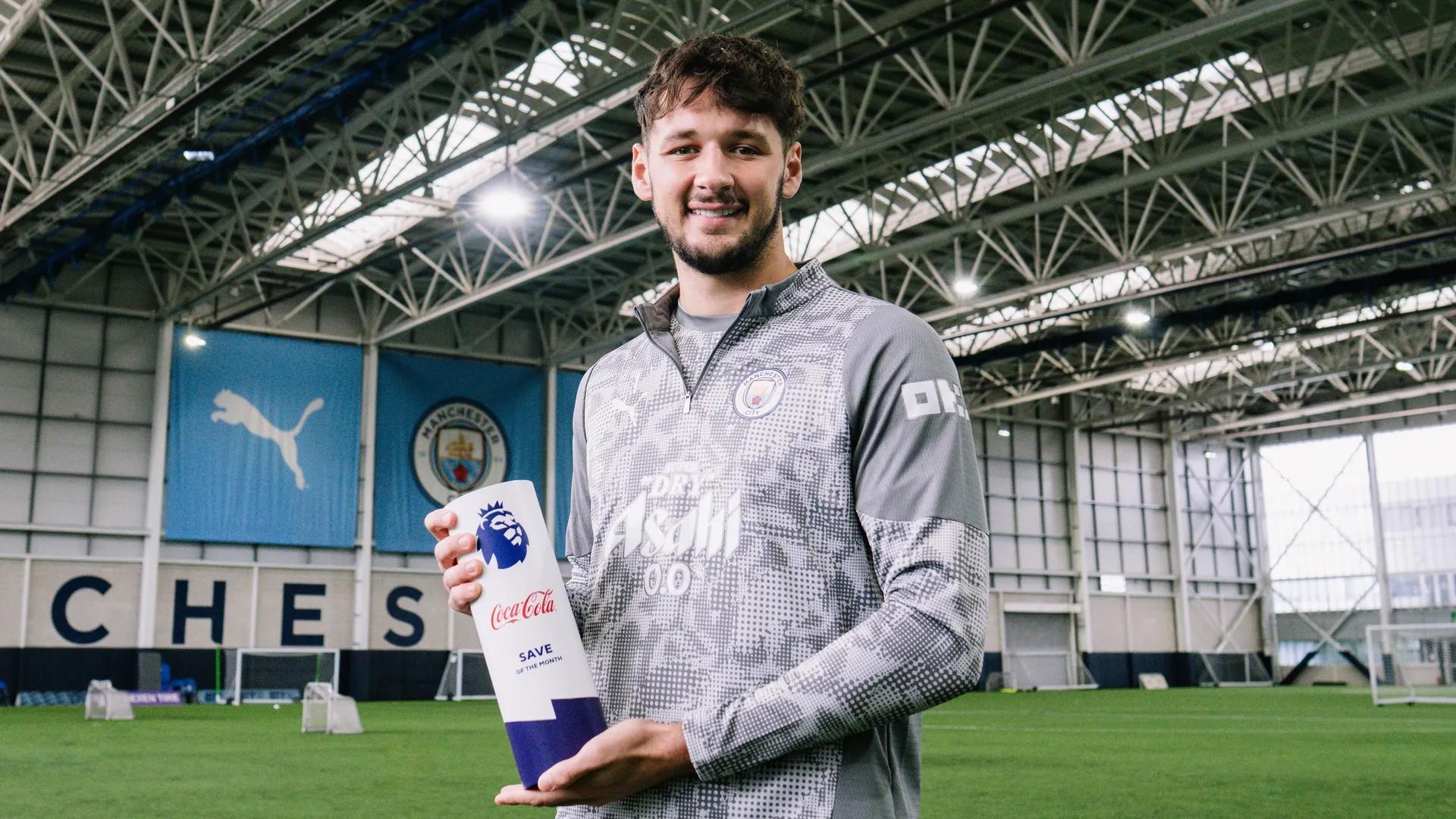 英超8月最佳扑救:特拉福德左手挡出布莱顿近距离射门